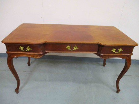 6542 - Psaci stul rokoko styl  1950   140 x 79 cm  V - 74 cm  -  8 900 kc